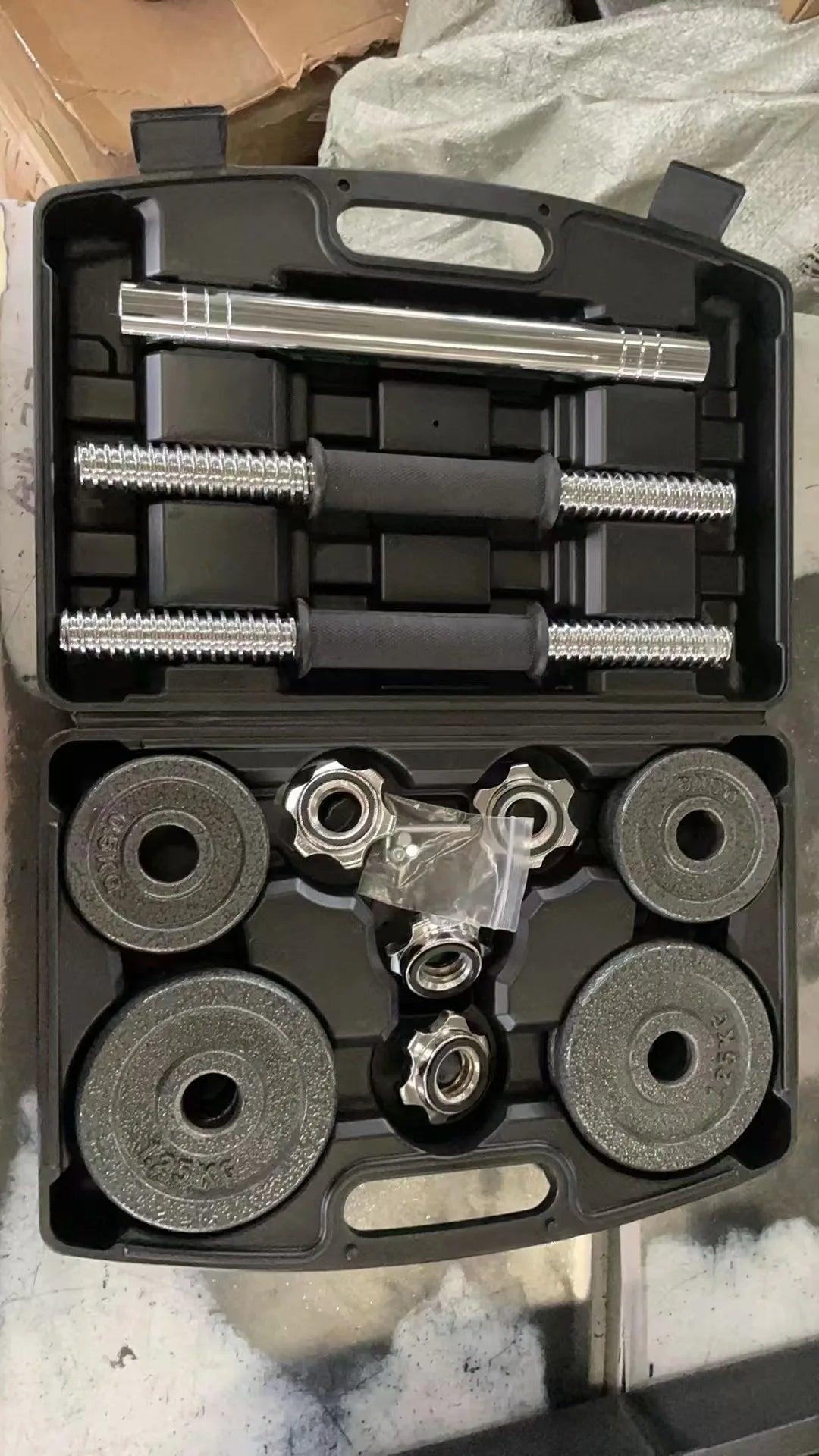 10kg-30kg Gym Home Weightlifting Dumbbells with Box Painted Black Painted Cast Iron Dumbbells Can Be Connected To A Barbell Set.